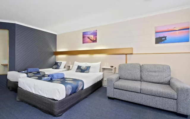 Cunningham Shore Motel