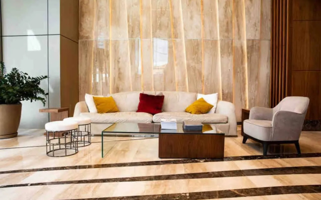 A Spectacular Suite Apartment on a new High Rise