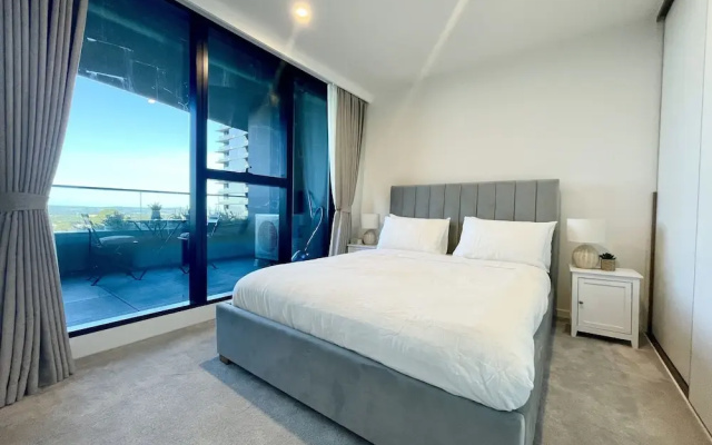 Skygarden Luxury Condo