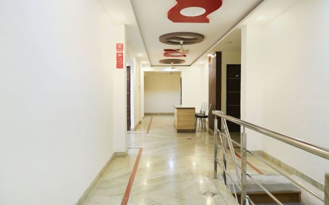 OYO 16670 Aradya Executive