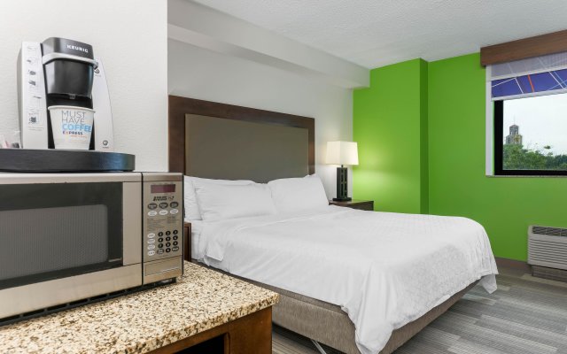 Holiday Inn Express Hotel & Suites Fort Worth Downtown, an IHG Hotel