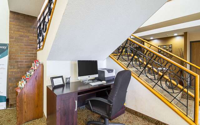 Quality Inn St. Cloud West