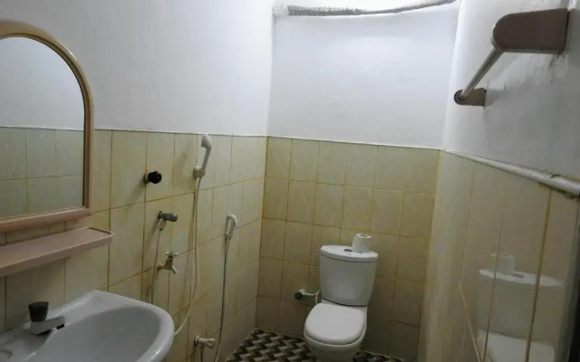 Cresent Bay Beach Hotel