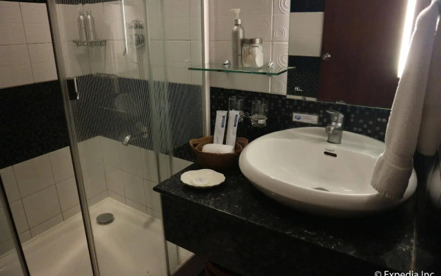 Hampstead Boutique Hotels, Inc