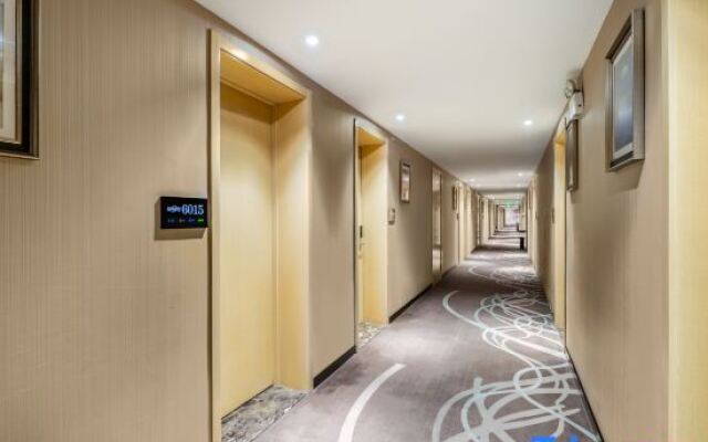 Classic Holiday Hotel (Tianjin Xiqing University Town)