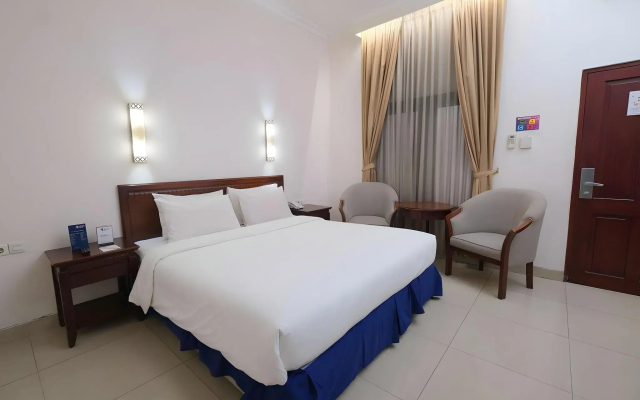 Grand Orchid Hotel