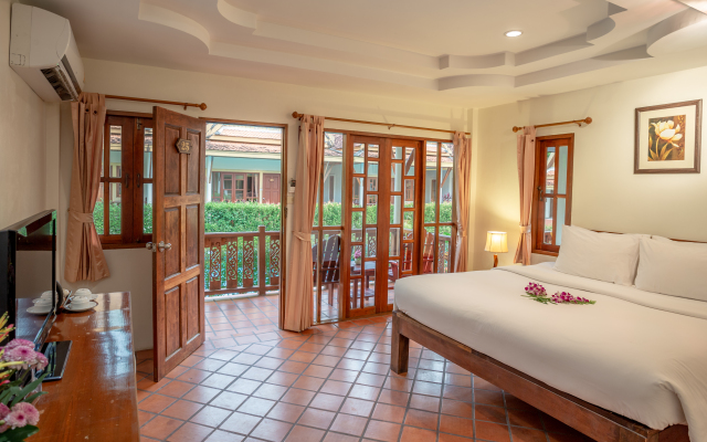 Bangtao Village Resort