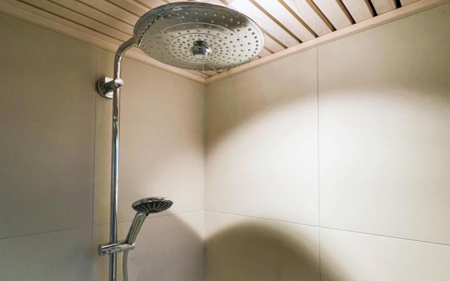 Amazing Home in Farsund With Wifi and 5 Bedrooms