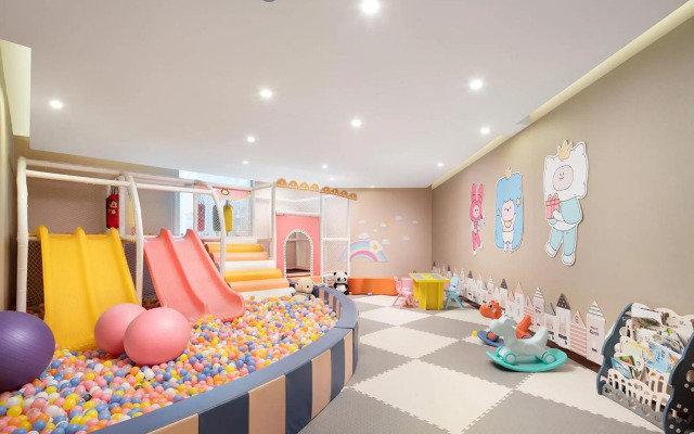 Crowne Plaza Zhenjiang by IHG