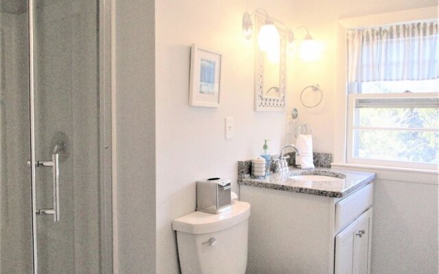 387 Strawberry Hill - 4 Bedroom House