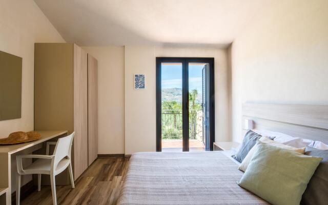 L Ulivo Blu - One-bedroom With Balcony