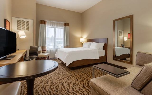 Hawthorn Suites by Wyndham Fargo