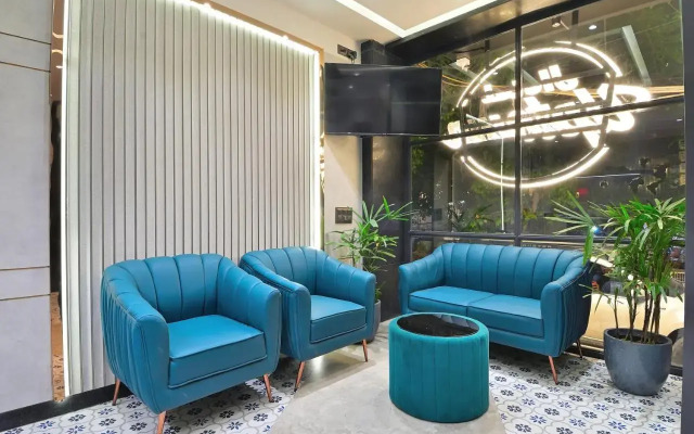 Hotel Uptown - By La Exito Hotels