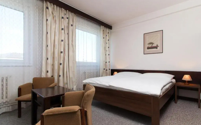 Hotel Merkur