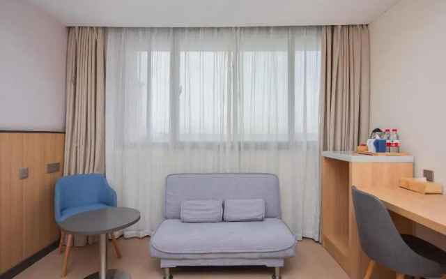 Starway Hotel at Pudong