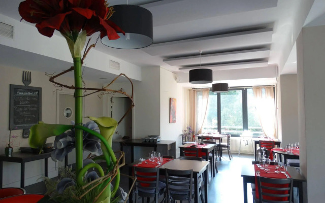 Hôtel Restaurant l'Echo du Lac & Spa