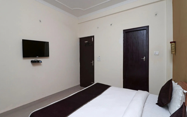 Oyo 15919 Uk Retreat