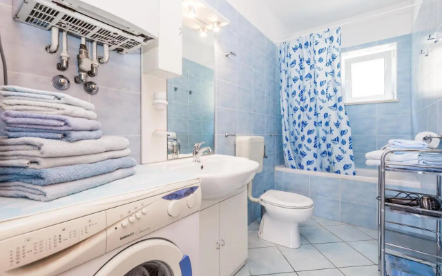 Apartments with a parking space Moscenicka Draga, Opatija - 7766