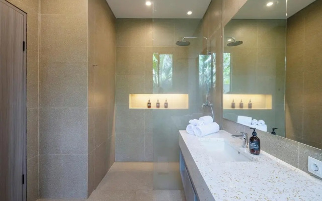 Villa Gantari by GORO