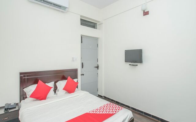OYO 14430 Sunshine Grand