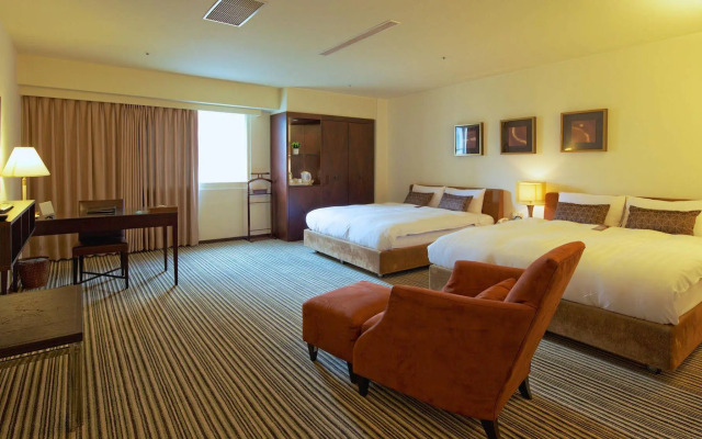 52 Hotel