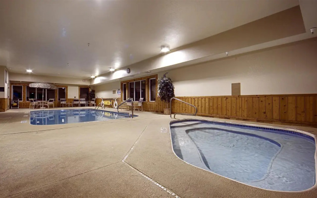 Best Western Fostoria Inn & Suites