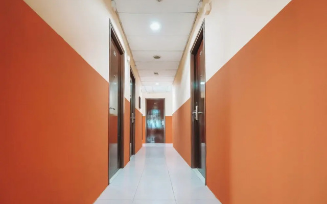 A Hotel Desker Stay from 10PM to 9AM