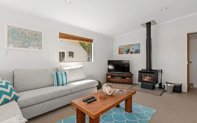 Marina Views - Tutukaka Holiday Home