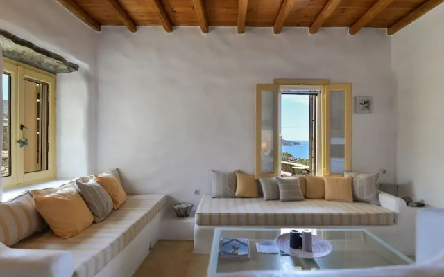 Sea-aura House in Tinos