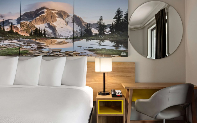 Days Inn by Wyndham Lakewood South Tacoma