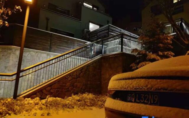Yijian Snow View Villa