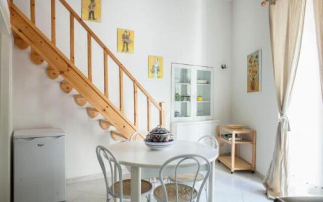 Donna Sara - Cozy Flat In A Charming Amalfi Court