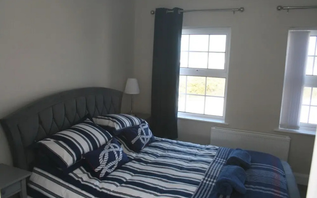 In the Heart of Portrush - 4 Beds