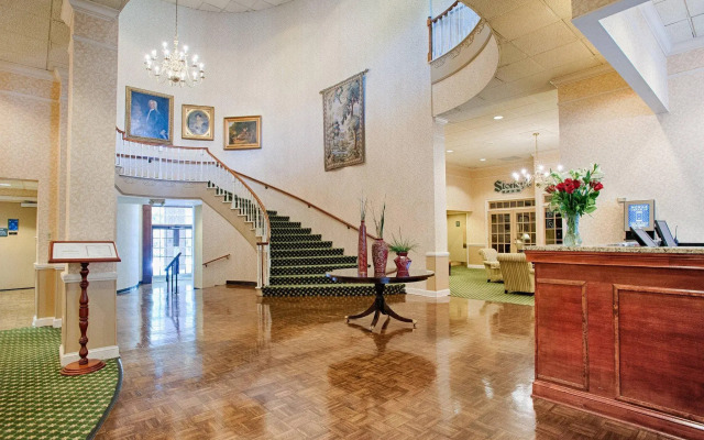 The Inn at Stone Mountain Park