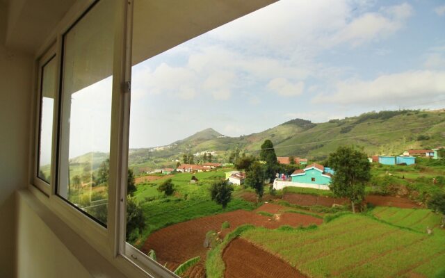 OYO 15479 Vista Suites Kalatty