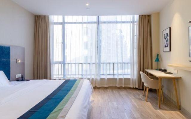 Home Inn Selected (Nanchang Xianghu Xiaolan Industrial Park)