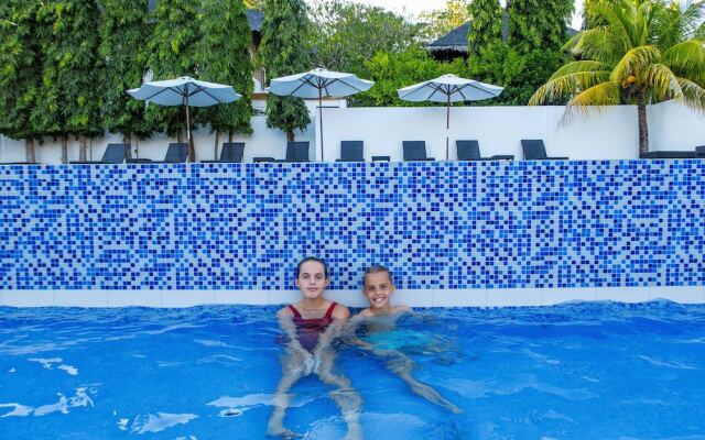 Fish Unlimited Beach & Dive Resort