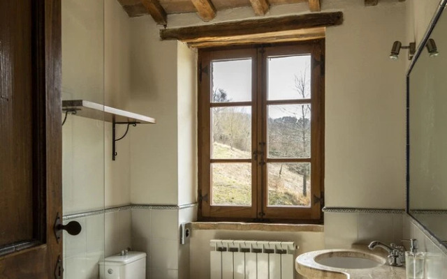 Umbrian Villa Retreat in Pietralunga With a Pool