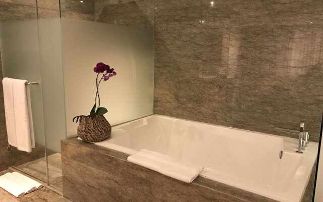 Daun Bali Seminyak Hotel