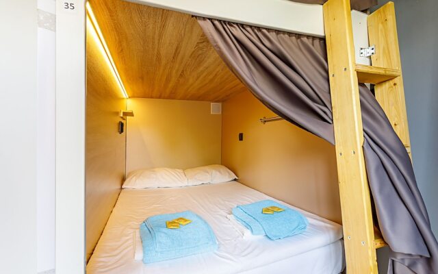 SleepQB Hostel