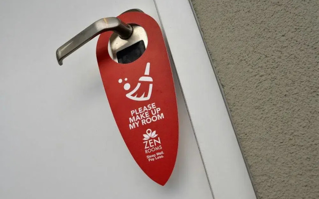 ZEN Rooms Capital Residence