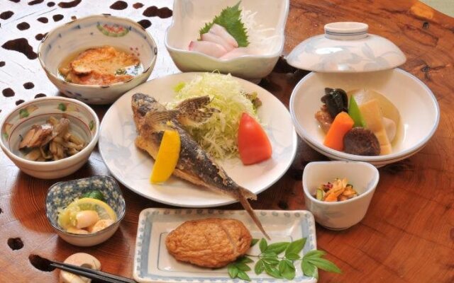 Minshuku Yakusugi-sou