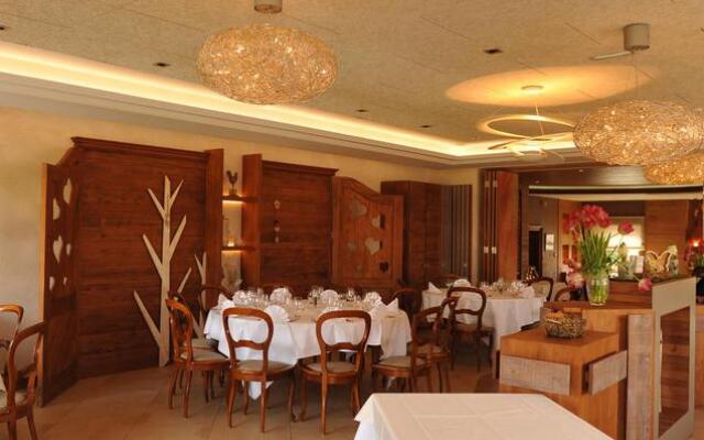 Hôtel-Restaurant A l'Aigle
