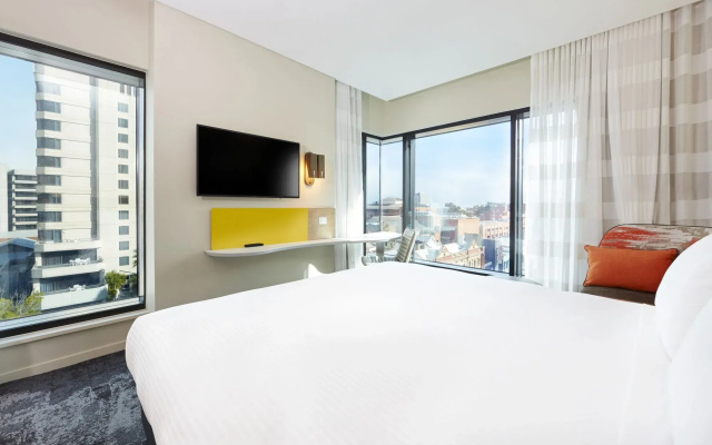 Holiday Inn Express Sydney Macquarie Park by IHG
