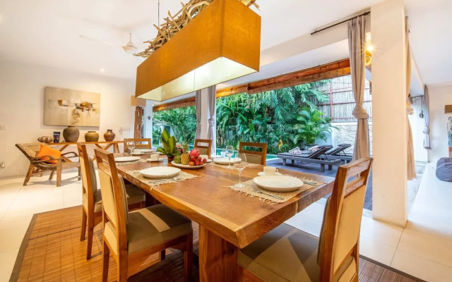 Fabulous Private Villa, 3 BR, Canggu With Staff
