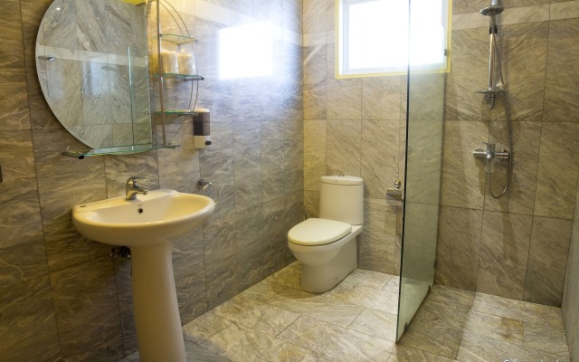 Lingganay Boracay Hotel Resort