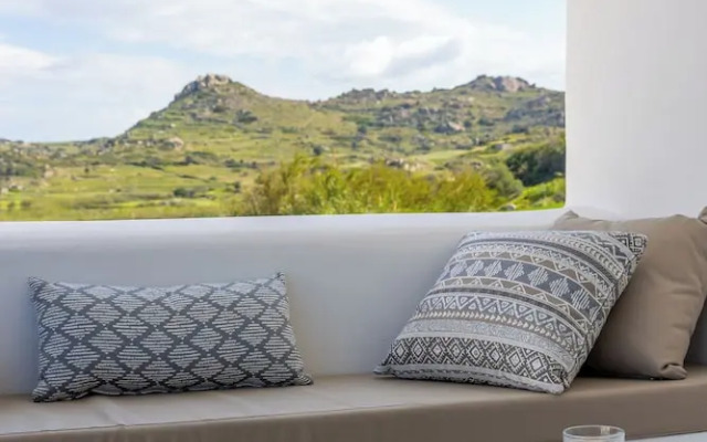 Cezaria Naxos Hotel