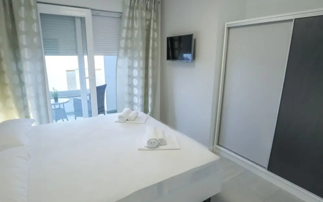 Tomana Apartment with Jacuzzi