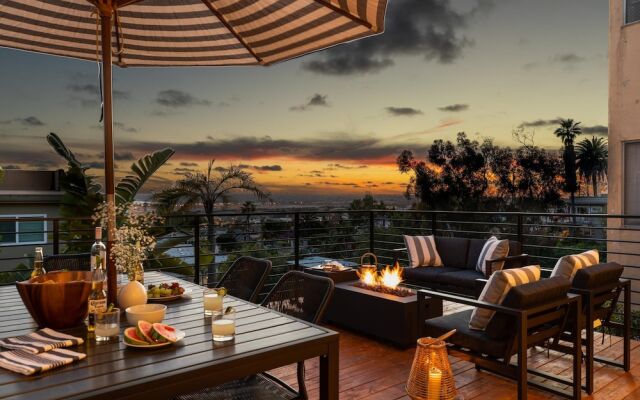 Avalon Buyout 1 by AvantStay