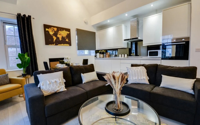 Orrell Road Luxury Apartment